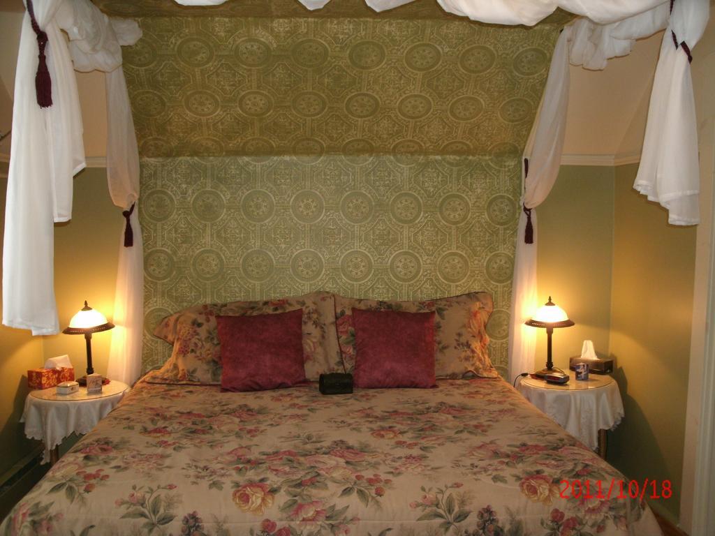 Bed and Breakfast Ici Et Maintenant Мейгог Номер фото